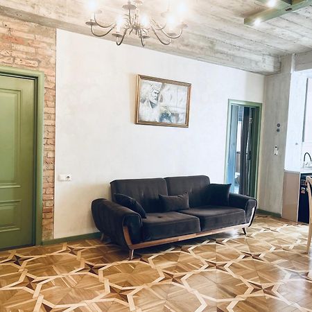 T2&T3 Apartments Levanto Tbilisi Bagian luar foto