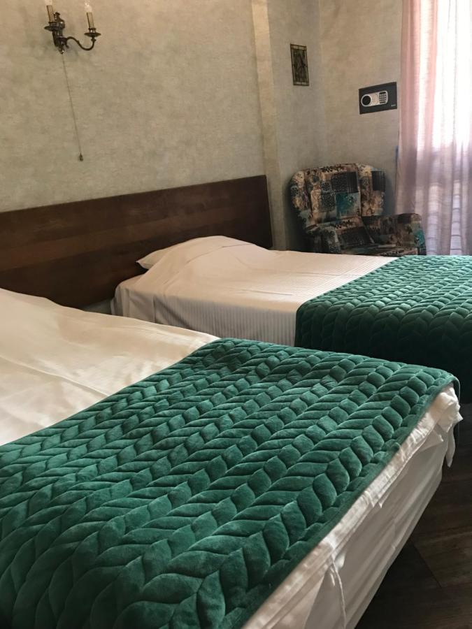 T2&T3 Apartments Levanto Tbilisi Bagian luar foto