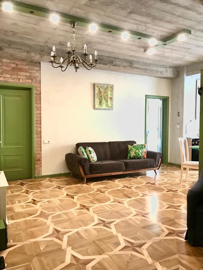 T2&T3 Apartments Levanto Tbilisi Bagian luar foto
