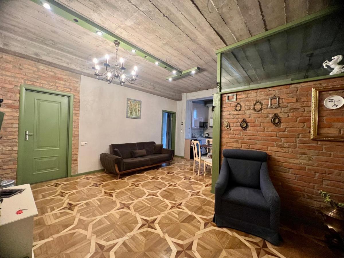 T2&T3 Apartments Levanto Tbilisi Bagian luar foto