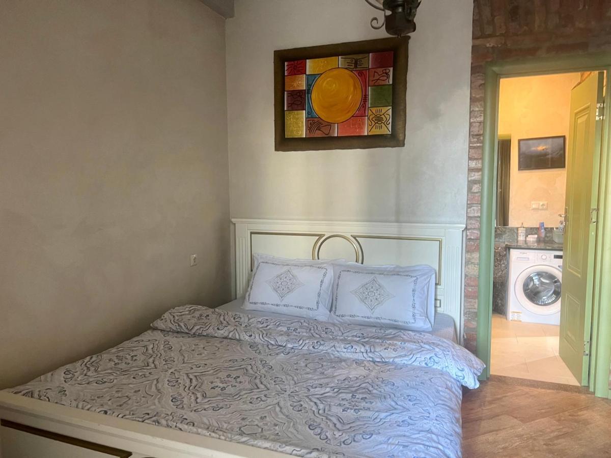 T2&T3 Apartments Levanto Tbilisi Bagian luar foto