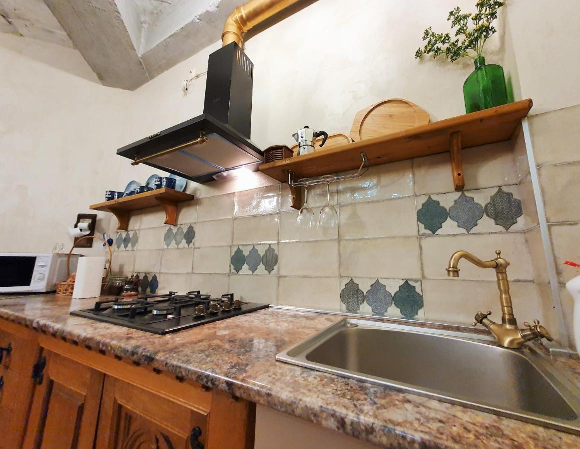 T2&T3 Apartments Levanto Tbilisi Bagian luar foto